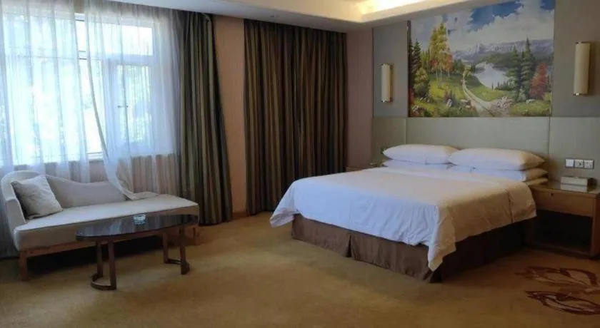 Bed in Vienna Hotel Shandong Qufu Sankong Landscape