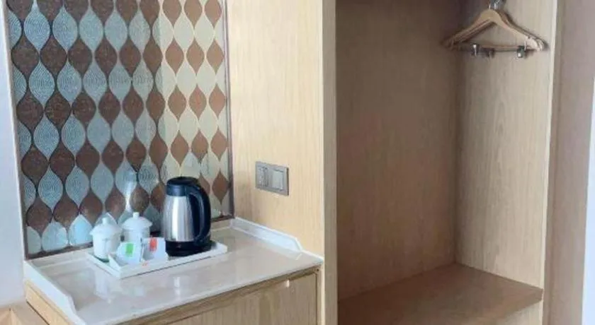 Vienna Hotel Shaanxi Hanzhong Central Square High-Speed Railway Station