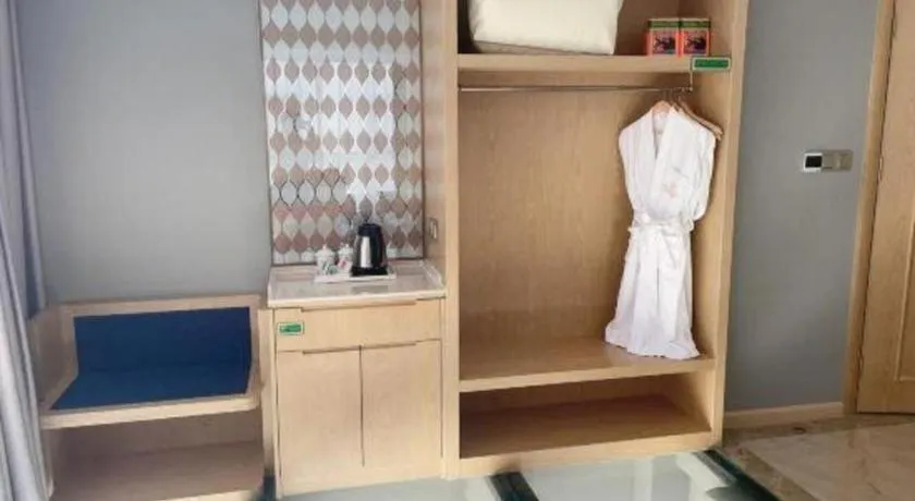 Vienna Hotel Shaanxi Hanzhong Central Square High-Speed Railway Station