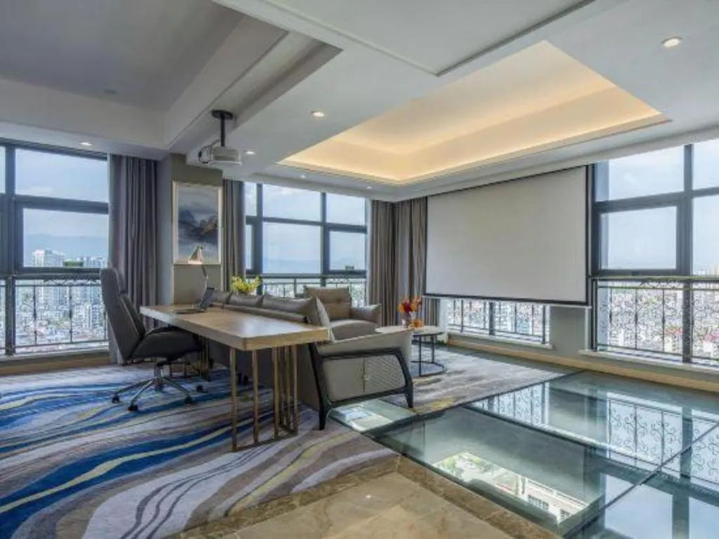 Vienna Hotel Shaanxi Hanzhong Central Square High-Speed Railway Station