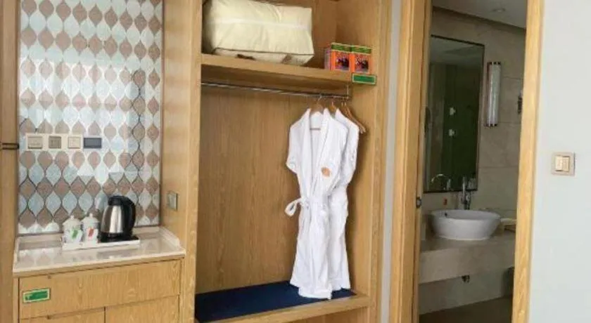 Vienna Hotel Shaanxi Hanzhong Central Square High-Speed Railway Station