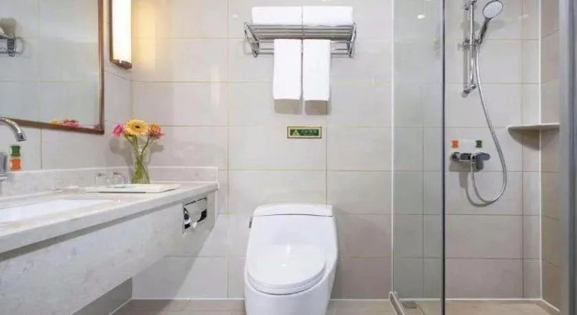 Vienna Hotel Shaanxi Hanzhong Central Square High-Speed Railway Station