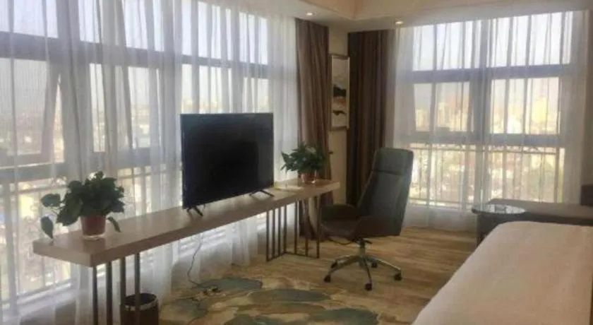 Vienna Hotel Shaanxi Hanzhong Central Square High-Speed Railway Station