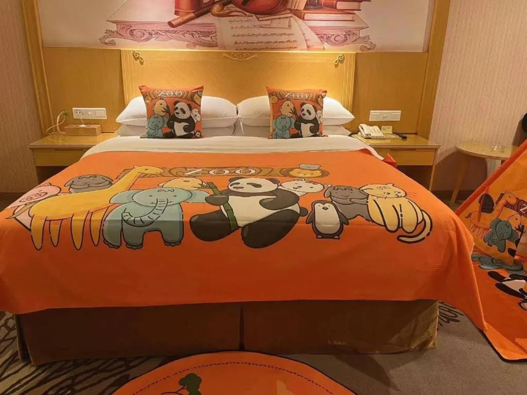 Bed in Vienna Hotel Guangzhou North Station Huaguoshan Metro Station