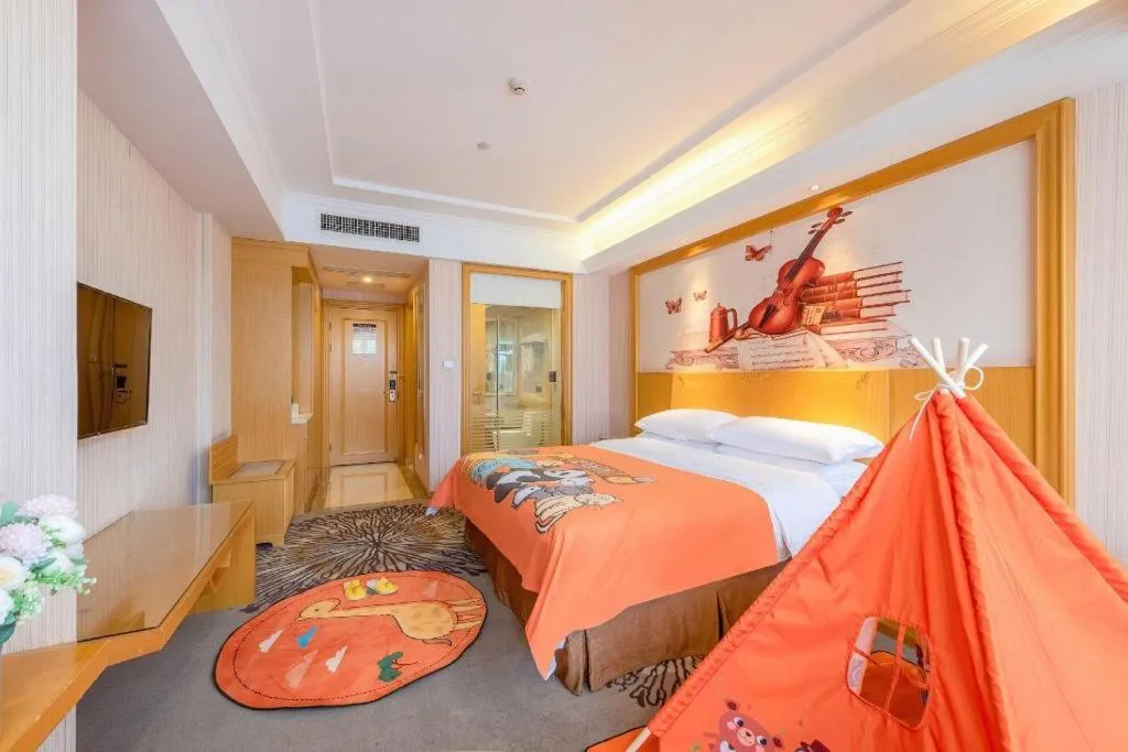 Bed in Vienna Hotel Guangzhou North Station Huaguoshan Metro Station