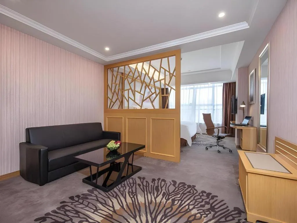 Vienna Hotel Guangzhou North Station Huaguoshan Metro Station