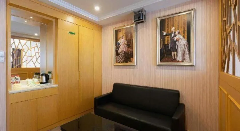 Vienna Hotel Guangzhou North Station Huaguoshan Metro Station