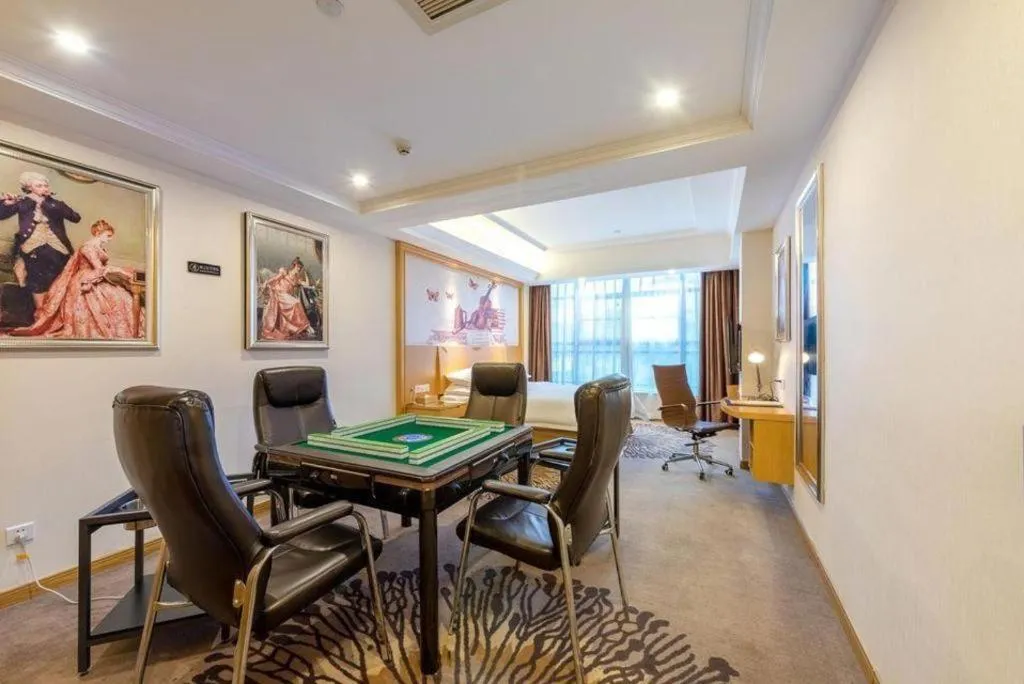 Vienna Hotel Guangzhou North Station Huaguoshan Metro Station