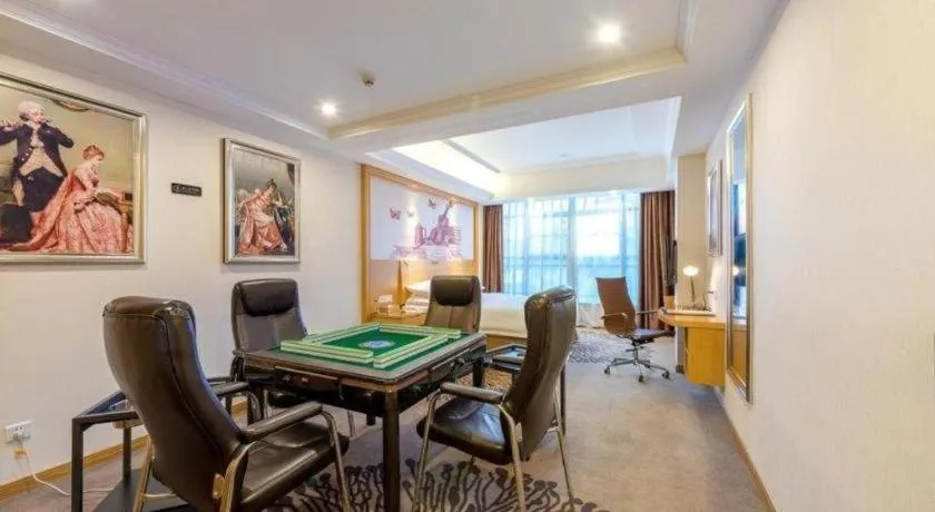 Vienna Hotel Guangzhou North Station Huaguoshan Metro Station