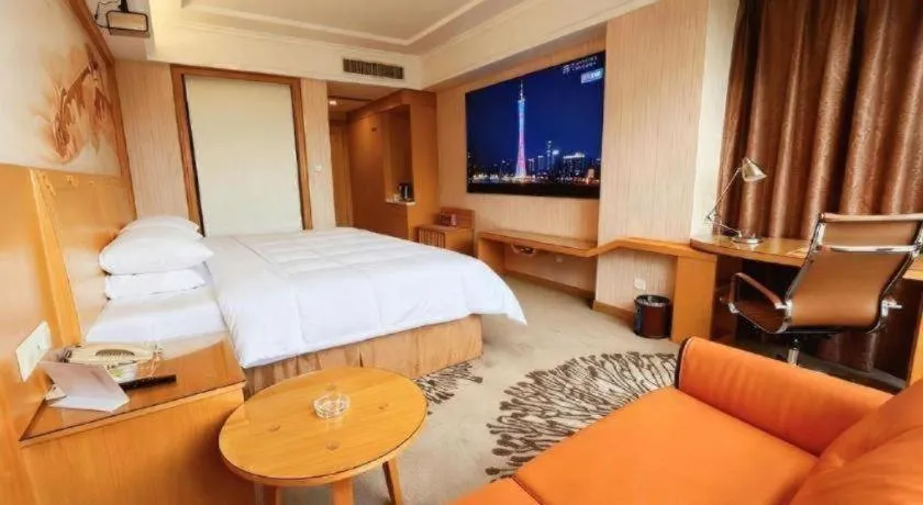 Bed in Vienna Hotel Guangzhou North Station Huaguoshan Metro Station