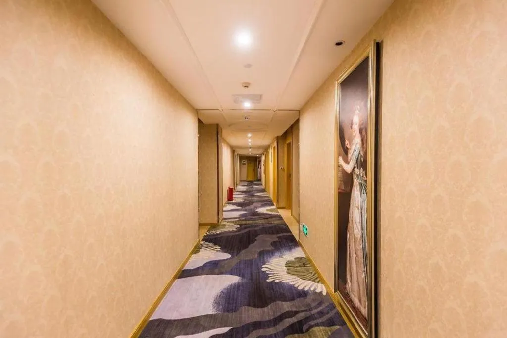 Bed in Vienna Hotel Guangzhou North Station Huaguoshan Metro Station