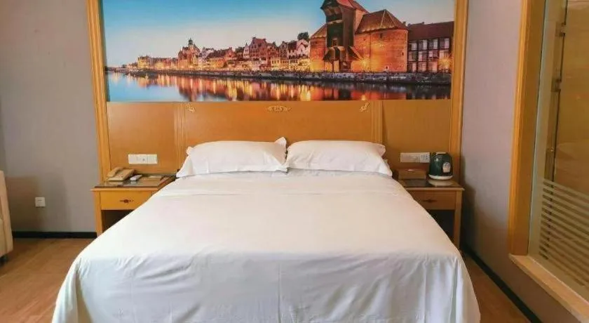 Bed in Vienna Hotel Guangdong Dongguan Zhongtang Qunying Road