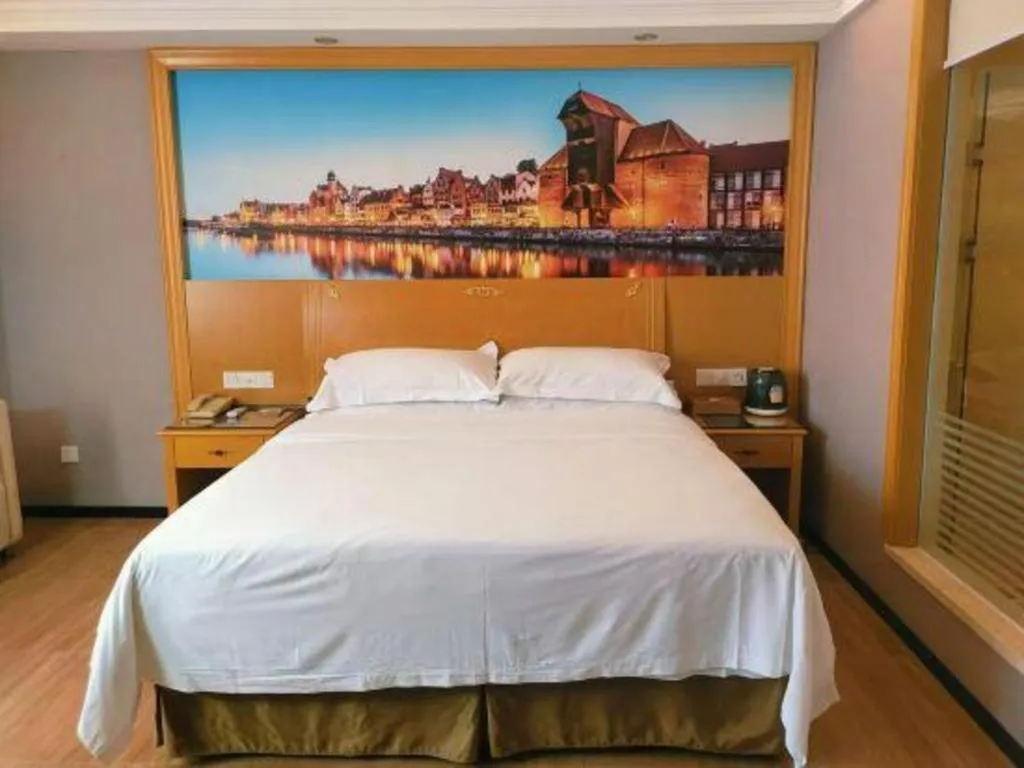 Bed in Vienna Hotel Guangdong Dongguan Zhongtang Qunying Road