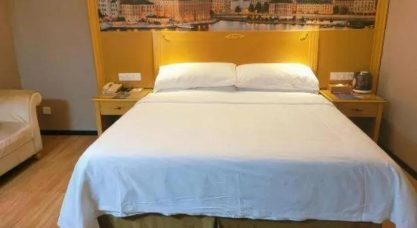 Bed in Vienna Hotel Guangdong Dongguan Zhongtang Qunying Road