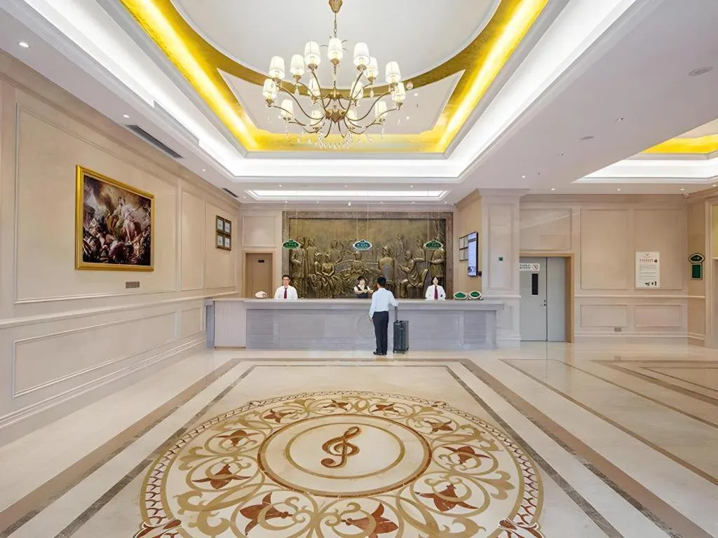 Vienna Hotel Guangdong Zhongshan South Area Passenger Station