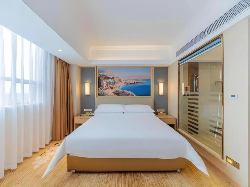 Bed in Vienna Hotel Guangdong Dongguan East Station