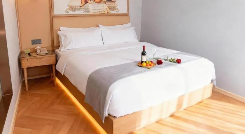 Bed in Vienna Hotel Guangdong Foshan West Station Airport Luocun