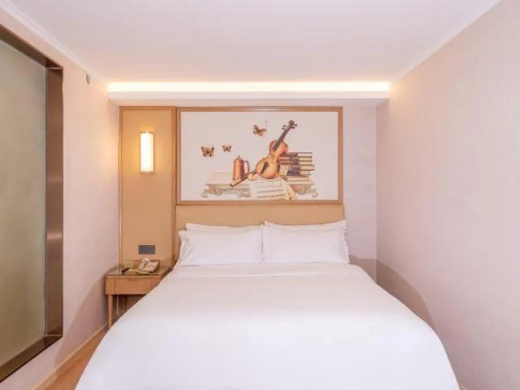 Bed in Vienna Hotel Guangdong Foshan West Station Airport Luocun