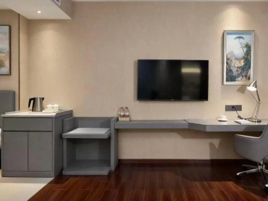 Vienna Hotel Guangdong Foshan West Station Airport Luocun