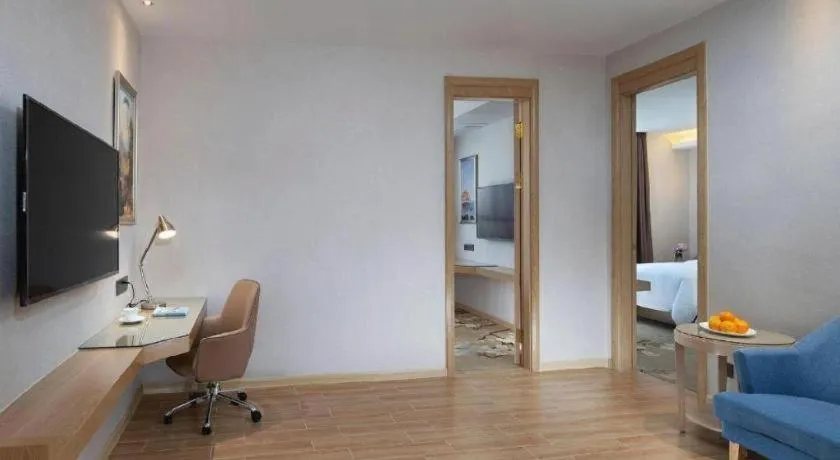 Vienna Hotel Guangdong Foshan West Station Airport Luocun