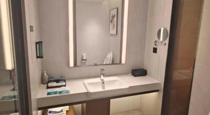 Vienna Hotel Guangdong Foshan West Station Airport Luocun