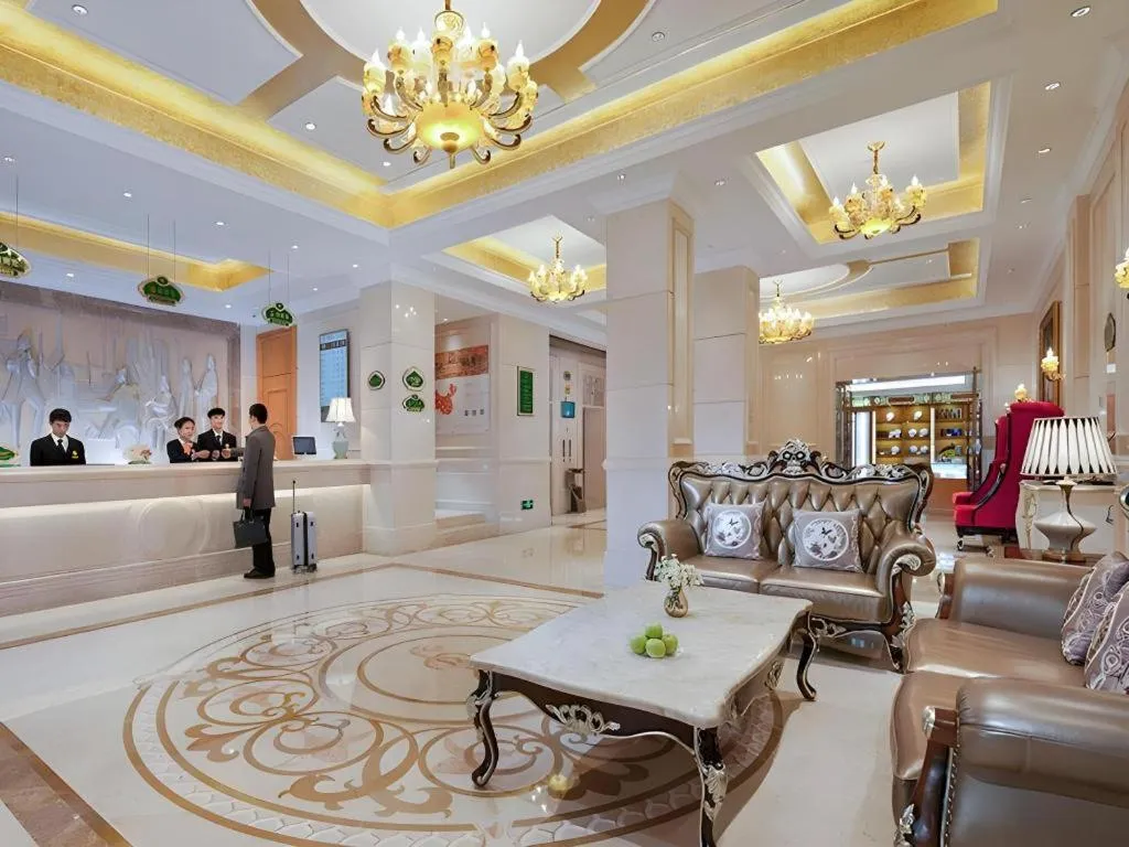 Vienna Hotel Kunming Beijing Road Chuanxin Gulou Metro Station