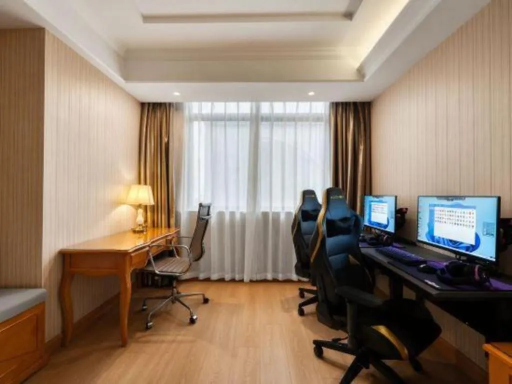 Vienna Hotel Shanghai Hongqiao National Exhibition Cente Sijing Metro Station