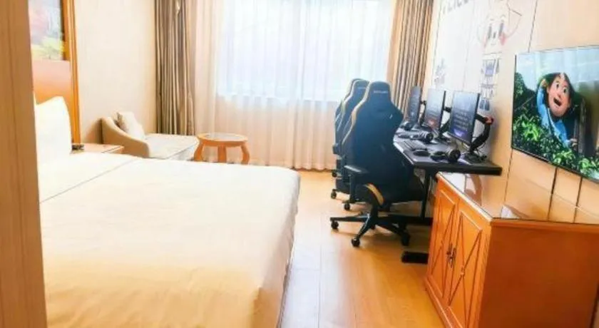 Bed in Vienna Hotel Shanghai Hongqiao National Exhibition Cente Sijing Metro Station