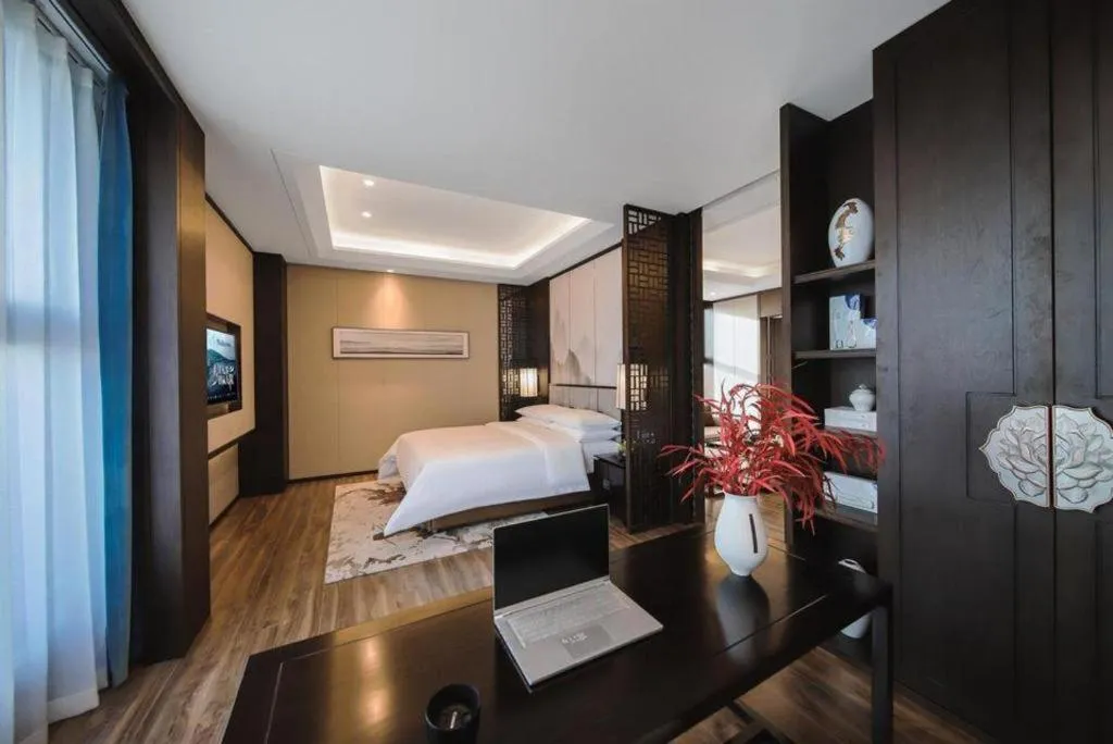 Bed in Venus Royal Hotel Ordos Yijinhuoluo Banner Olympic