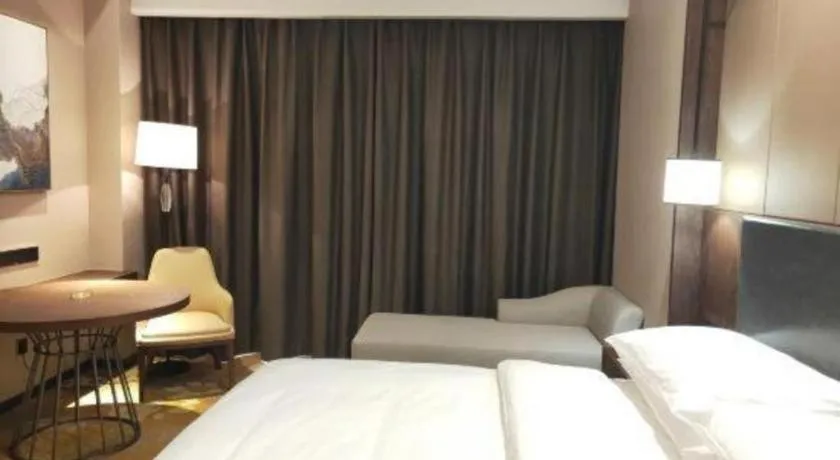 Bed in Venus Royal Hotel Ordos Yijinhuoluo Banner Olympic