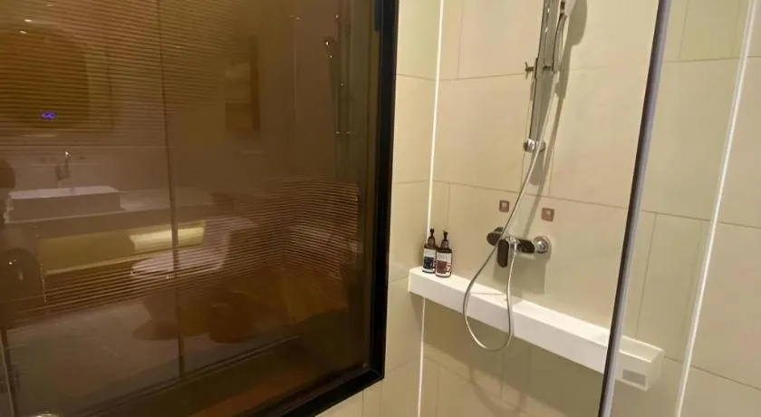 Vienna Hotel Guangdong Shaoguan Renhua Danxiashan County Center