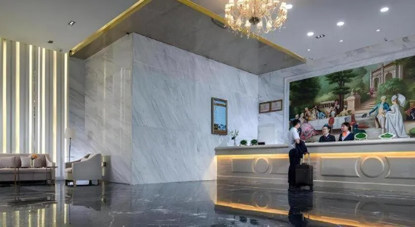 Vienna Hotel Chengdu Chadianzi Toursim Center