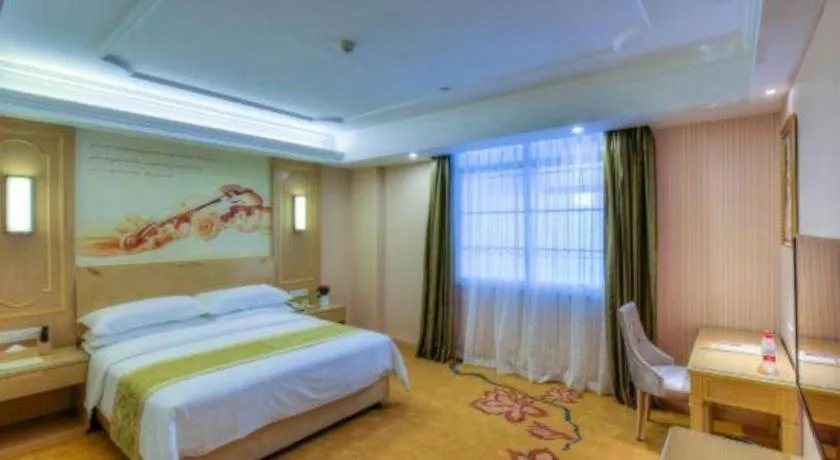 Bed in Vienna Hotel Chengdu Chadianzi Toursim Center