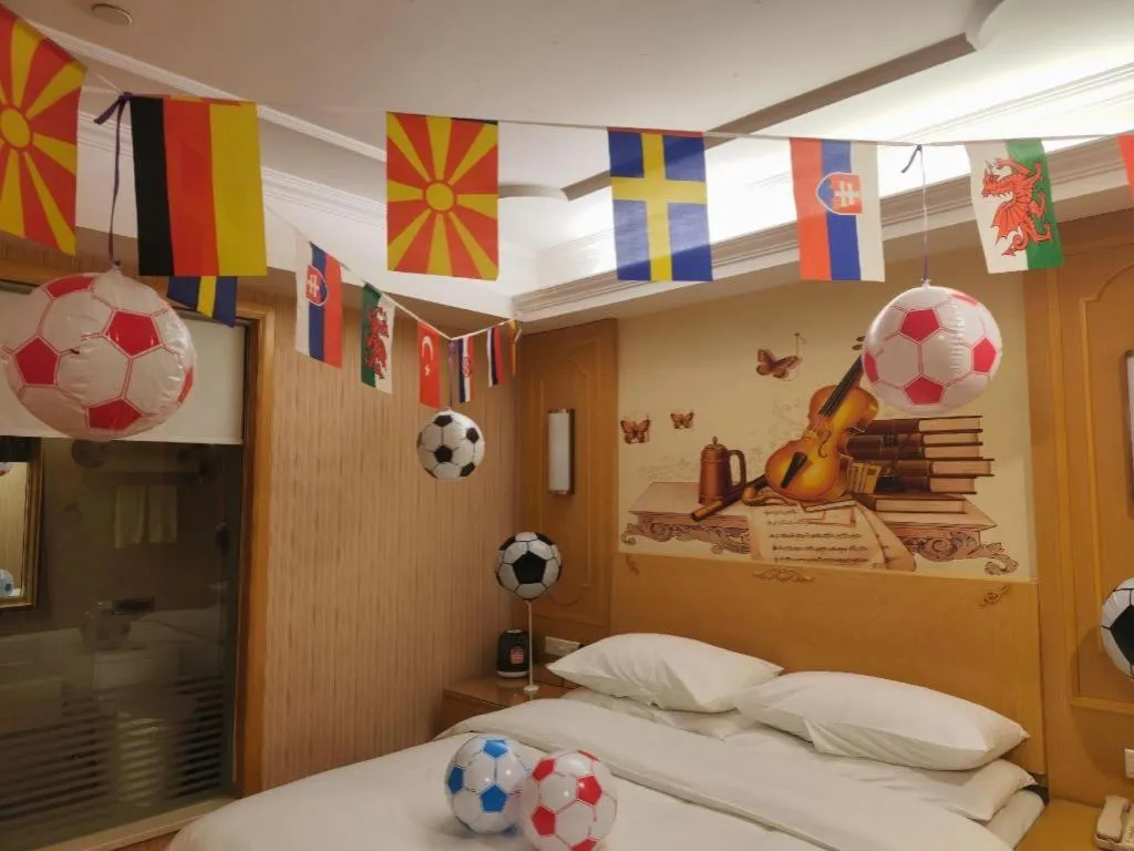 Bed in Vienna Hotel Chengdu Chadianzi Toursim Center