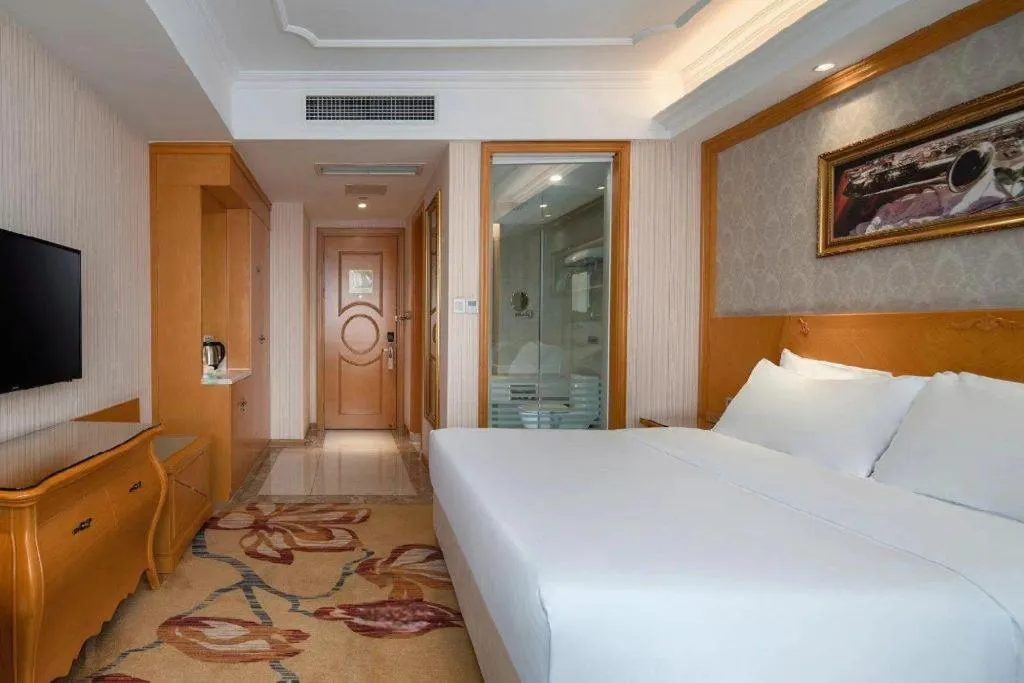 Bed in Vienna Hotel Chengdu Chadianzi Toursim Center