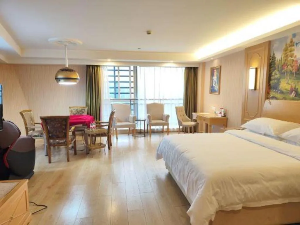 Bed in Vienna Hotel Chengdu Chadianzi Toursim Center