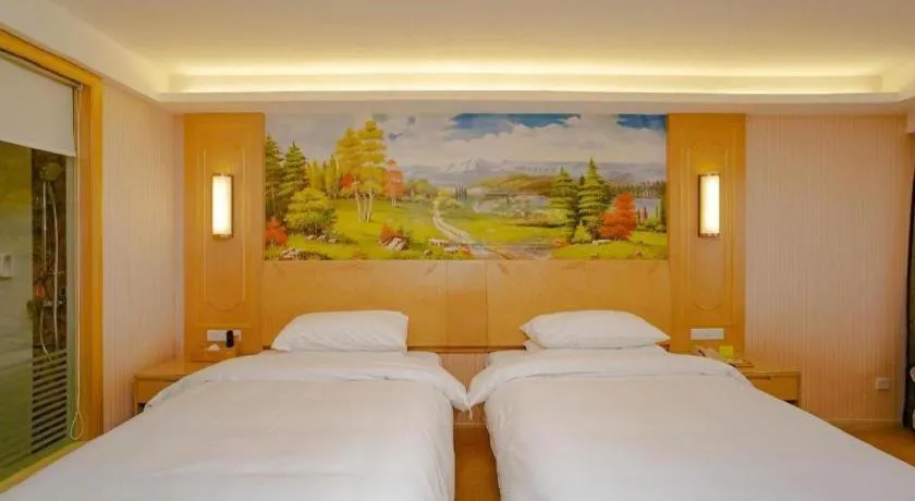 Bed in Vienna Hotel Chengdu Chadianzi Toursim Center