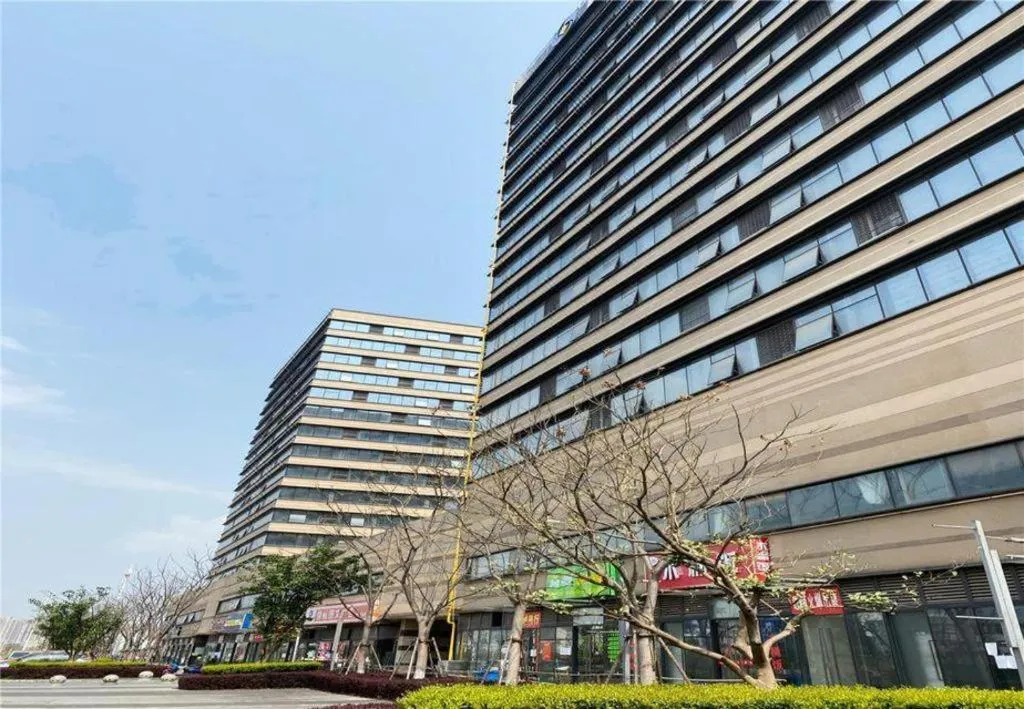 Vienna Hotel Nanchang West Station Guobo Metro Station