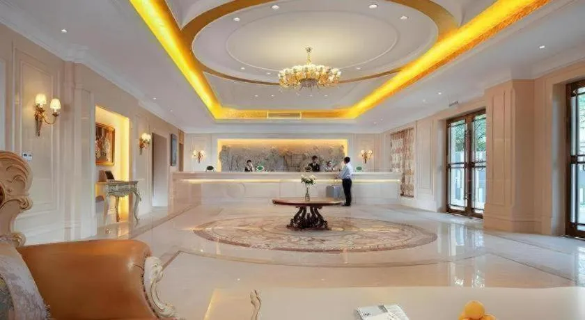 Vienna Hotel Nanchang West Station Guobo Metro Station