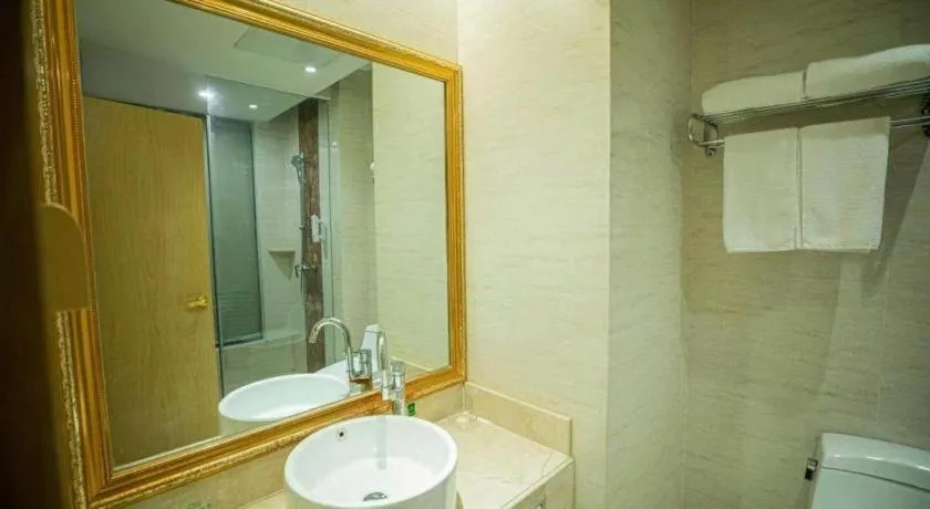 Vienna Hotel Shandong Linyi Mengyin