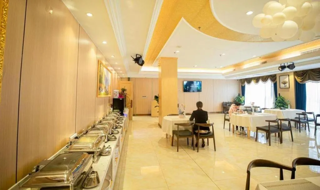Vienna Hotel Shandong Linyi Mengyin
