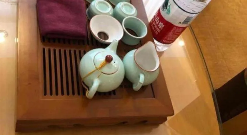 Vienna Hotel Guangdong Zhaoqing Sihui Tianguangxu