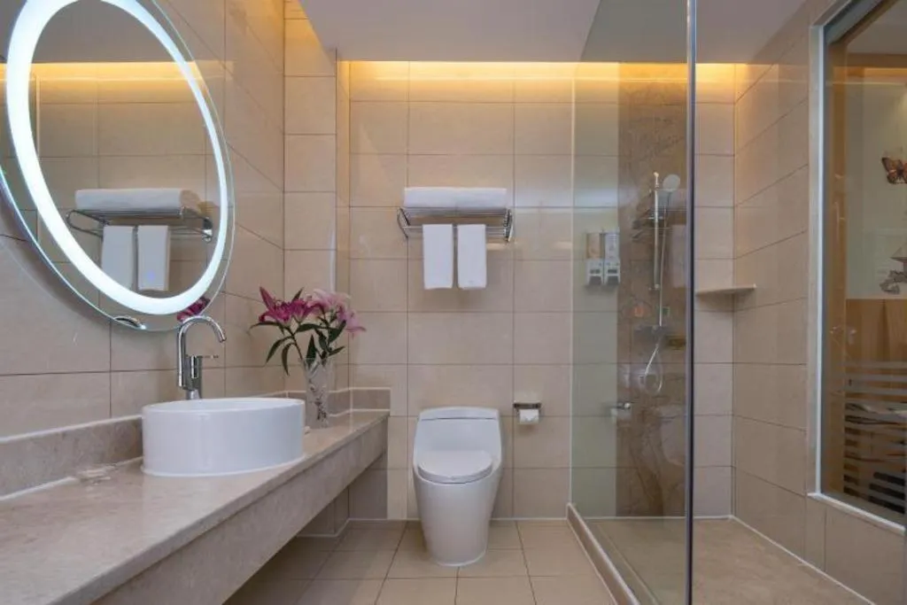 Vienna Hotel Guangdong Zhaoqing Sihui Tianguangxu