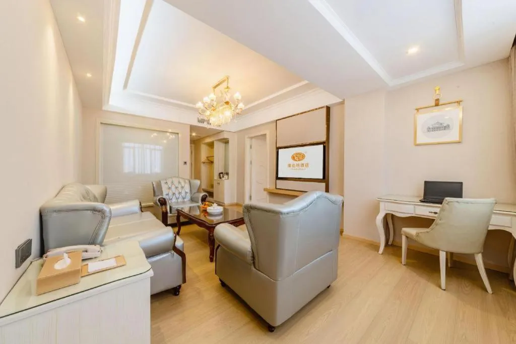 Vienna Hotel Guangdong Shantou South Bus Station