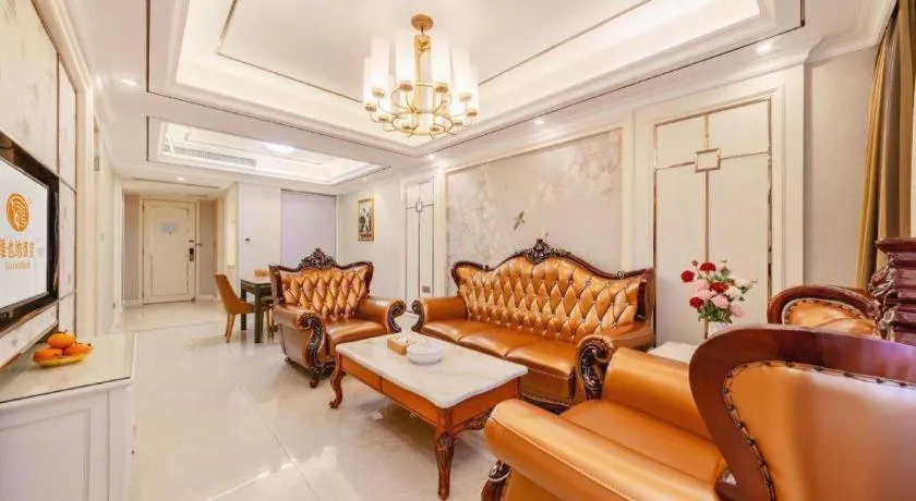 Vienna Hotel Guangdong Shantou South Bus Station