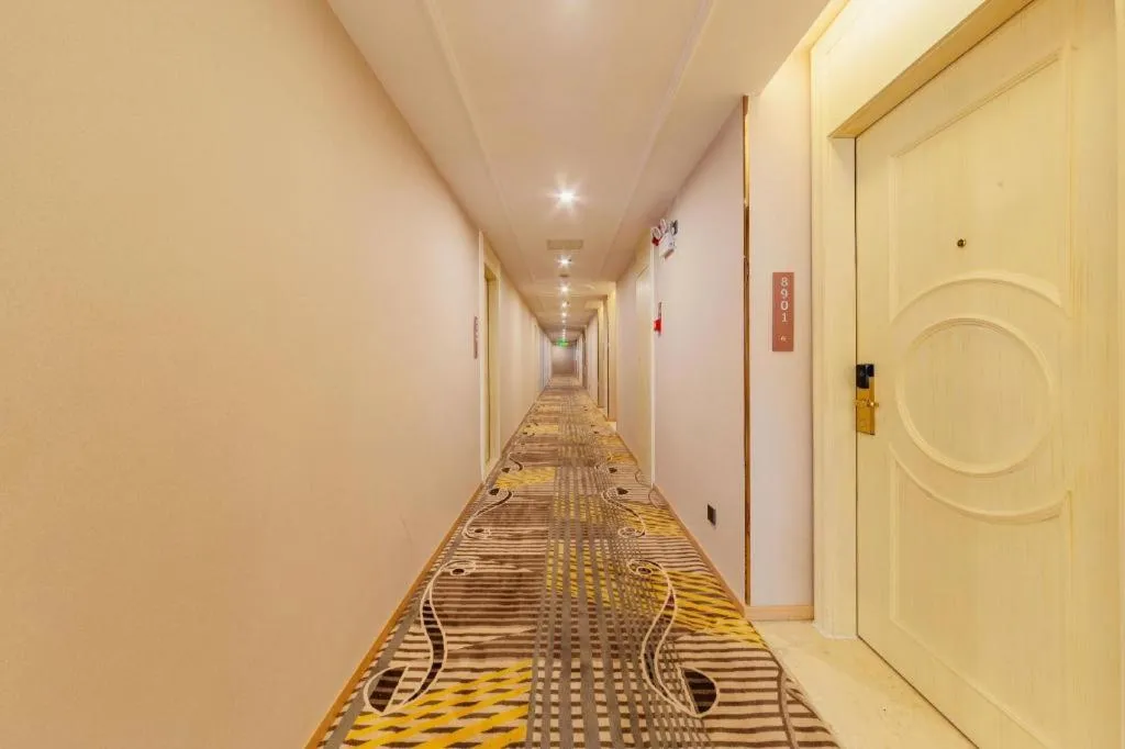 Vienna Hotel Guangdong Shantou South Bus Station