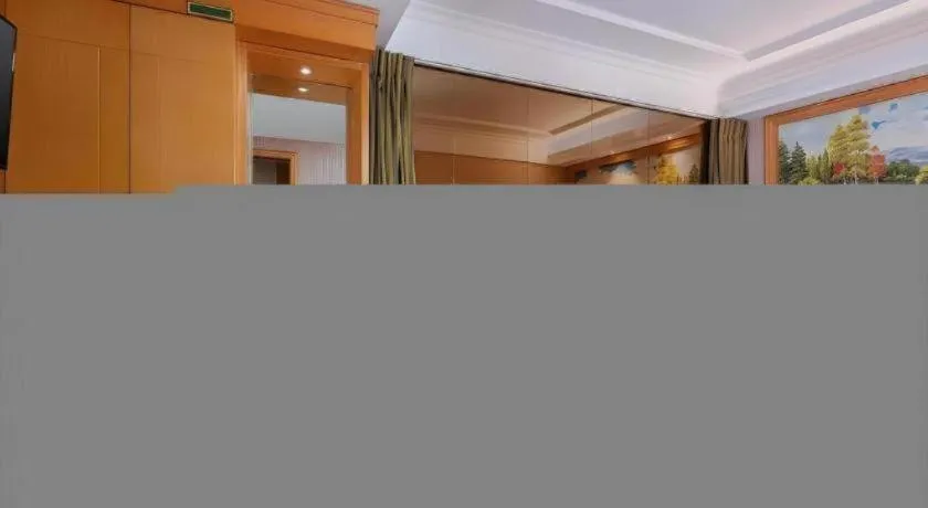 Vienna Hotel Guangdong Shantou South Bus Station