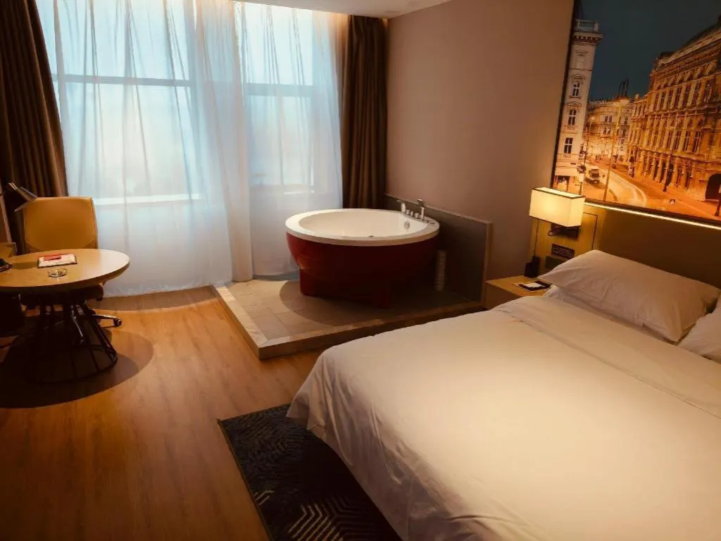 Bed in Vienna Hotel Shaanxi Xiianyang Yangling South Station