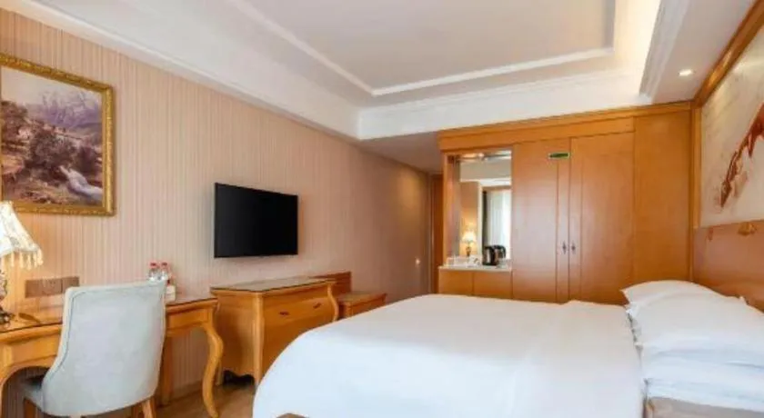 Bed in Vienna Hotel Chongqing West Station Southwesten Hospital