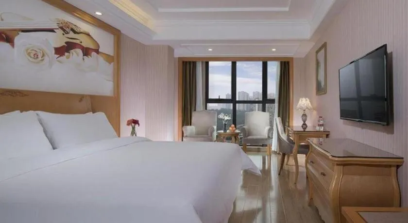 Bed in Vienna Hotel Chongqing West Station Southwesten Hospital